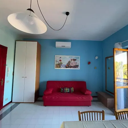 شقة La Casa Di Ale سان كاتالدو